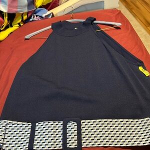 Eva Mendes, lightweight sleeveless top